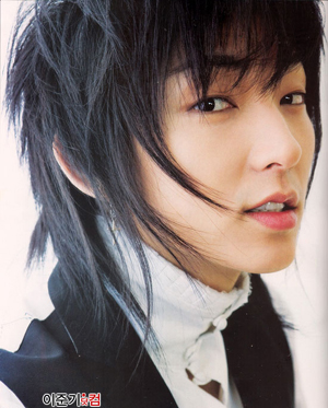 ทรงผมผู้ชาย หล่อๆ เท่ๆ อยู่ที่นี่แล้ว