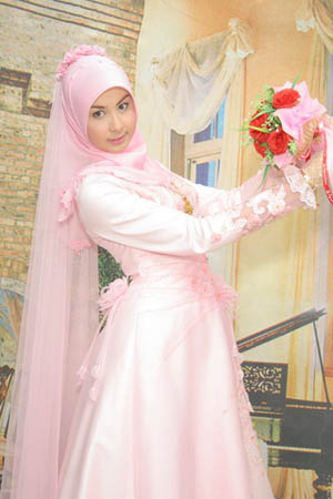 ชุดแต่งงานอิสลาม สวยๆโดนใจเจ้าสาวแน่นอนค่ะ