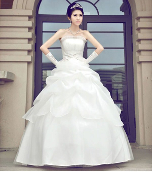 ชุดเจ้าสาว สวยๆ เข้ามาดูกันเลย