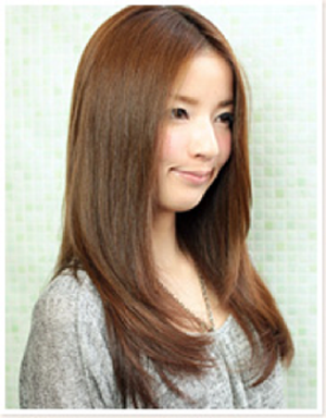 ทรงผมยาวตรงสวยๆ ที่สาวๆ หลายๆ ต้องชอบอย่างแน่นอน