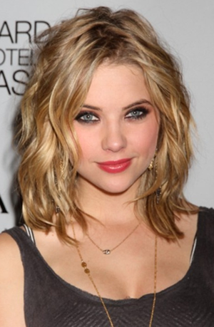 ทรงผมออกงาน ที่สาวๆ ที่ไม่ควรพลาด