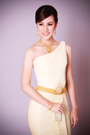 ทรงผมชุดไทย สวยงามมากๆค่ะ